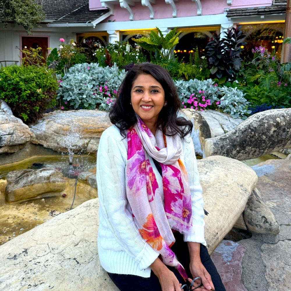 Meet your Posher, Ramya